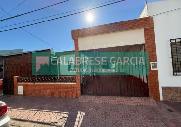 se vende casa de dos dormitorios zona Ex Hipodromo 