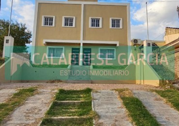 EN VENTA DUPLEX ZONA CLUB PARACAO