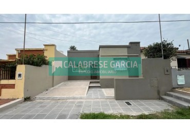 SE VENDE CASA REFACCIONADA A NUEVA ZONA EX HIPODROMO