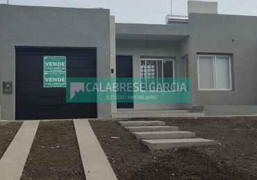 SE VENDE CASA ZONA AMANECERES DEL SEMINARIO A ESTRENAR