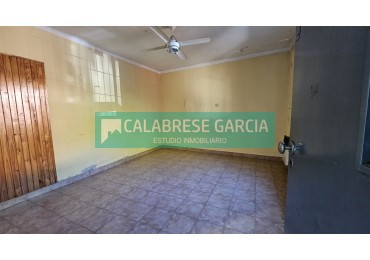 SE VENDE CASA A REFACCIONAR ZONA MEJICO Y PATAGONIA